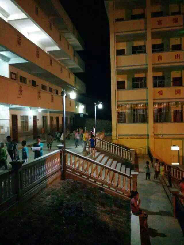 源碼太陽能智慧路燈，太陽能路燈廠家，太陽能路燈價格