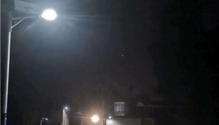 氣候的變化對(duì)LED太陽(yáng)能路燈使用的影響